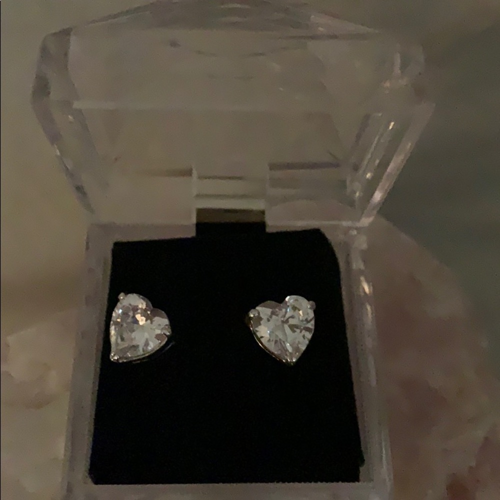 Heart shaped pierced earrings